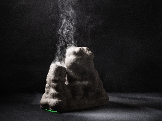 Laura Põld, Wasteland. The Phosphorite War, 2021, 47 × 52 × 30 cm, Stoneware ceramics 